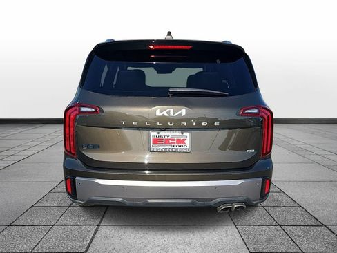 Used 2025 Kia Telluride S AWD/4WD image 6