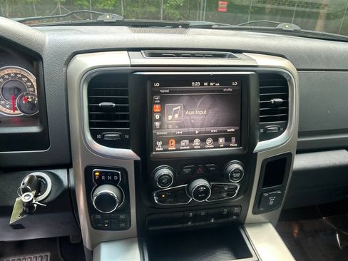 Used 2015 RAM 1500 Big Horn AWD/4WD image 18