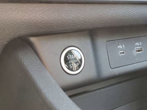 Used 2023 Nissan Rogue SV AWD/4WD image 26