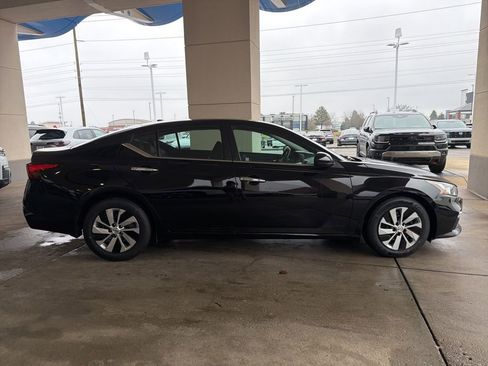 Used 2020 Nissan Altima 2.5 S image 6