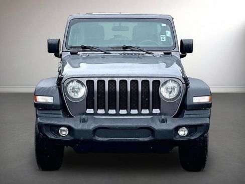 Used 2020 Jeep Wrangler Unlimited Sport AWD/4WD image 2