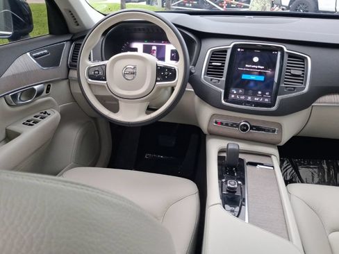 Used 2024 Volvo XC90 T8 Core w/ Protection Package Premier AWD/4WD image 10
