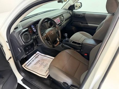 Used 2023 Toyota Tacoma SR AWD/4WD image 15