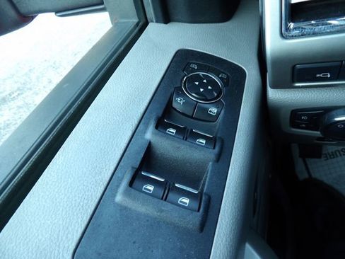 Used 2016 Ford F150 Lariat w/ Equipment Group 502A Luxury AWD/4WD image 23