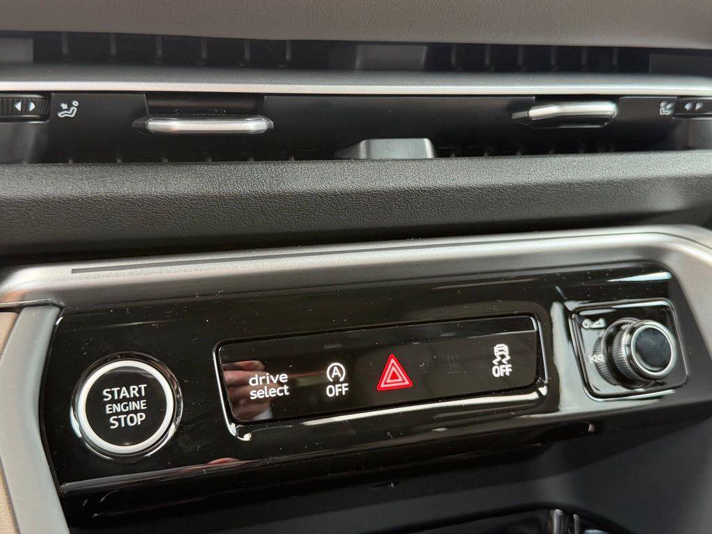 New 2026 Audi Q5 Premium Plus AWD/4WD image 15