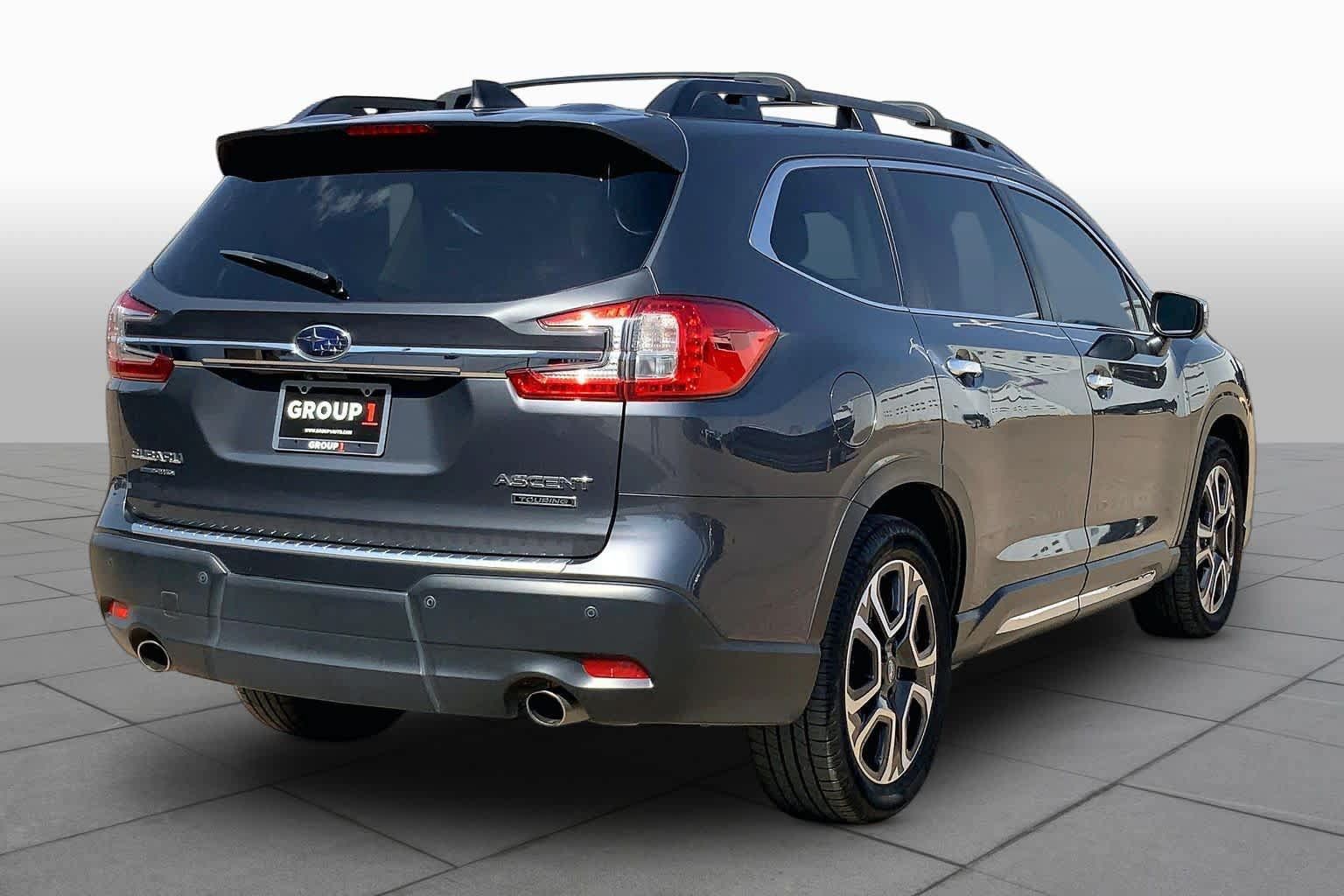 Used 2023 Subaru Ascent Touring AWD/4WD image 11