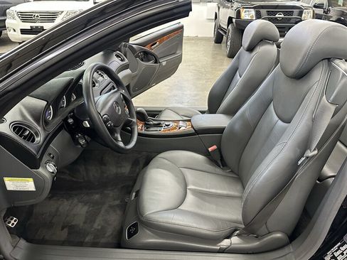 Used 2005 Mercedes-Benz SL 55 AMG image 13