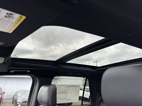 New 2025 Ford Expedition Tremor image 7
