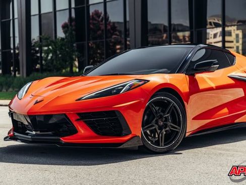 Used 2020 Chevrolet Corvette Stingray Coupe w/ 1LT RWD image 39