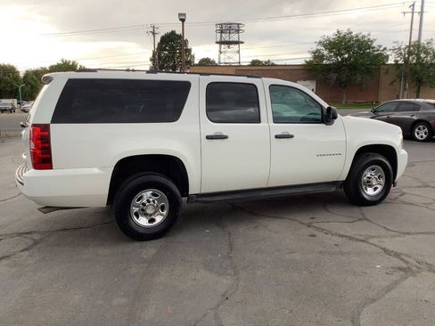 Used 2012 Chevrolet Suburban 2500 w/ Skid Plate Package AWD/4WD image 12