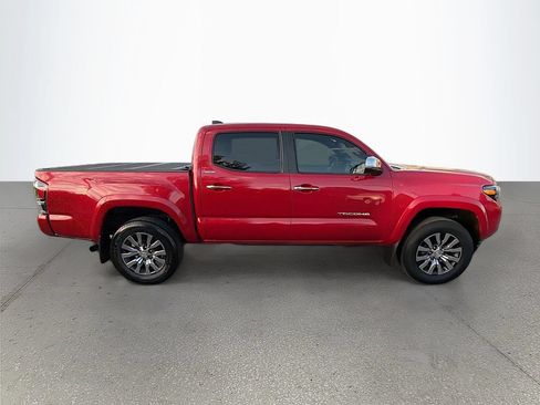 Used 2022 Toyota Tacoma Limited AWD/4WD image 3
