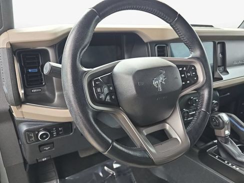 Used 2023 Ford Bronco Wildtrak AWD/4WD image 13