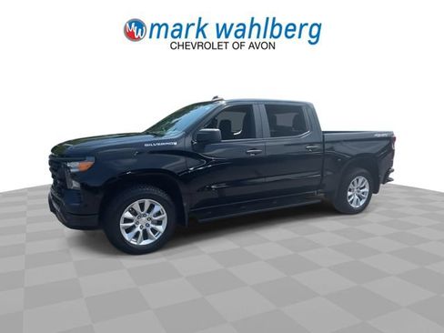 Used 2023 Chevrolet Silverado 1500 Custom AWD/4WD image 4