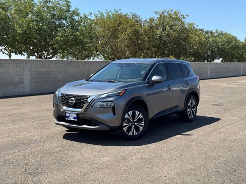 Used 2023 Nissan Rogue SV AWD/4WD image 9