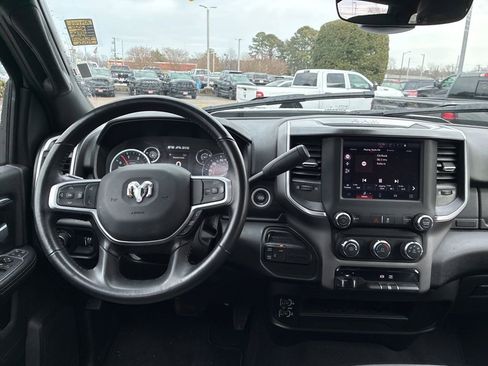 Used 2024 RAM 3500 Big Horn image 17