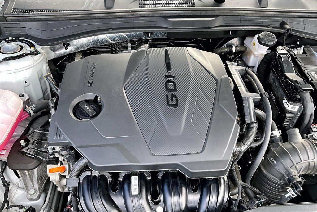 Used 2025 Hyundai Sonata SEL FWD image 31