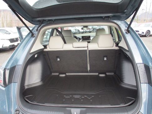 Used 2023 Honda HR-V LX image 13