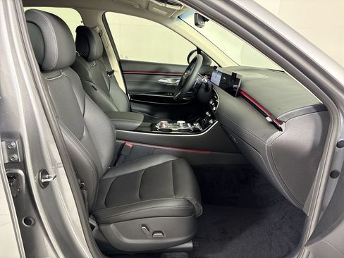 New 2026 Genesis GV70 2.5T AWD/4WD image 25