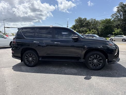 Used 2023 Lexus GX 460 Luxury w/ Sport Design Package AWD/4WD image 6