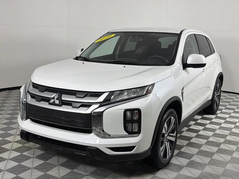 Used 2020 Mitsubishi Outlander Sport ES FWD image 10