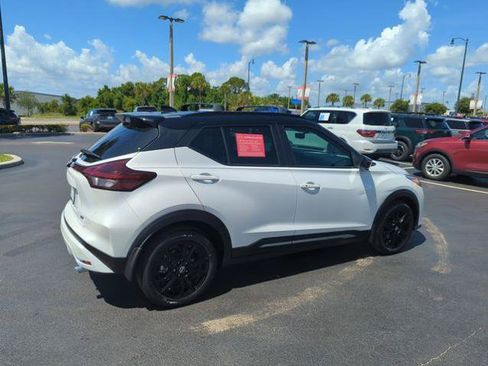 Certified 2024 Nissan Kicks SR w/ SR Premium Package FWD image 5