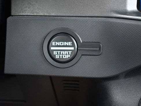 Used 2024 Ford Bronco Badlands image 31