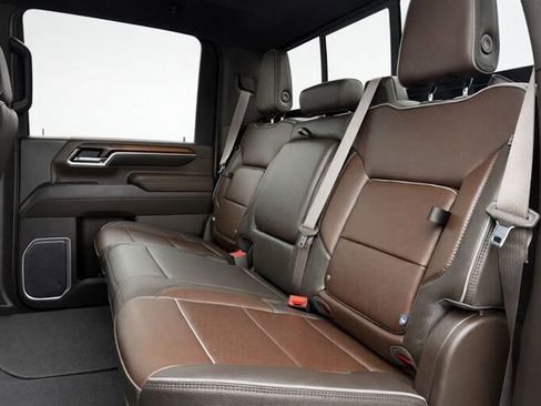 Used 2024 GMC Sierra 2500 Denali w/ Denali Reserve Package image 15