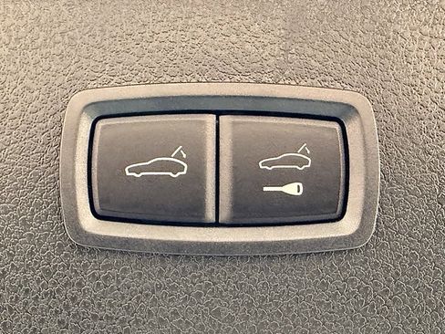 New 2026 Porsche Macan S image 27