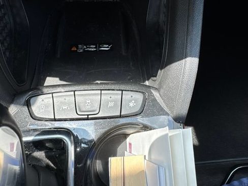 Used 2024 Chevrolet TrailBlazer ACTIV w/ Convenience Package FWD image 10