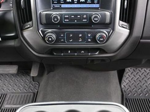 Used 2019 Chevrolet Silverado 1500 LT AWD/4WD image 16
