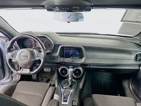 Used 2024 Chevrolet Camaro LT w/ Technology Package image 23