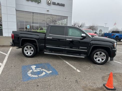 Used 2017 GMC Sierra 1500 SLT image 33