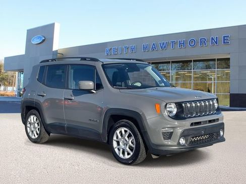 Used 2020 Jeep Renegade Latitude FWD image 1