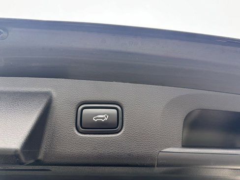 Used 2022 Kia Telluride EX image 39