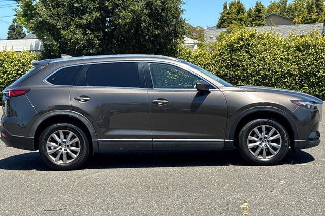 Used 2019 MAZDA CX-9 Touring w/ Touring Premium Package AWD/4WD image 2