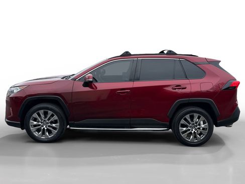 Used 2019 Toyota RAV4 XLE Premium w/ Advanced Technology Package image 2