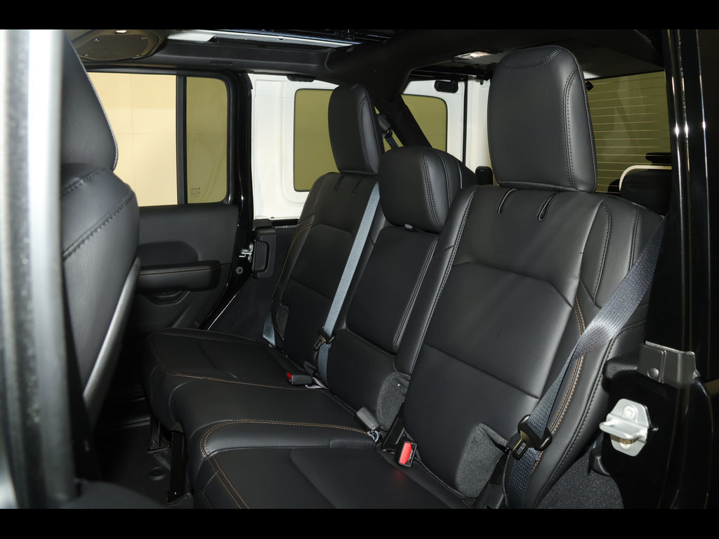 New 2026 Jeep Wrangler Unlimited Sahara AWD/4WD image 24