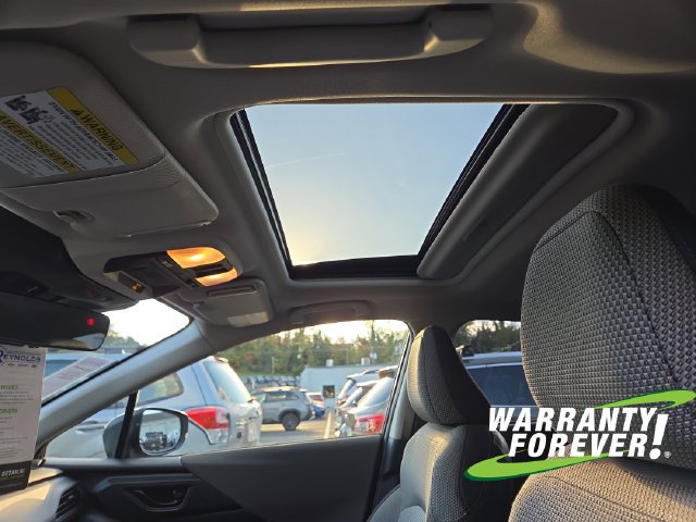 Used 2024 Subaru Crosstrek 2.0i Premium AWD/4WD image 13