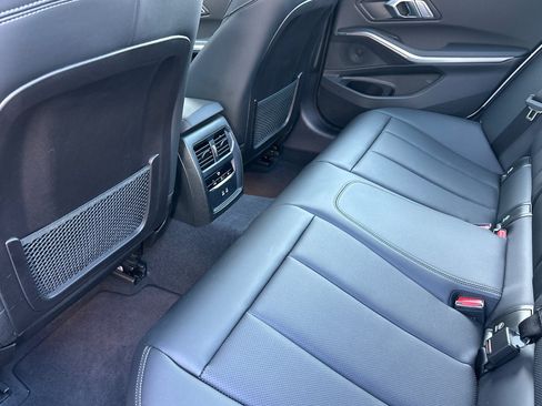 Used 2023 BMW 330i Sedan w/ Premium Package RWD image 11
