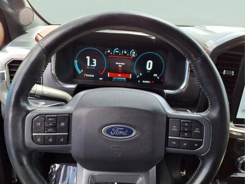 Used 2022 Ford F150 Lariat AWD/4WD image 10