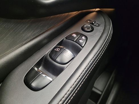 Used 2018 Nissan Murano Platinum w/ Cargo Package image 27