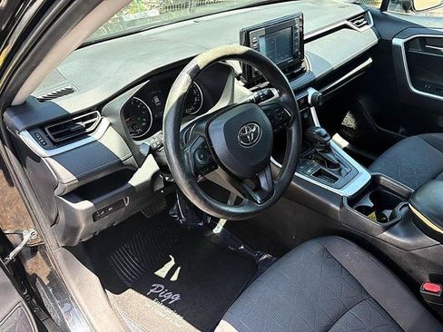 Used 2020 Toyota RAV4 XLE FWD image 14