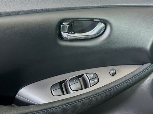 Used 2024 Nissan Leaf S FWD image 15