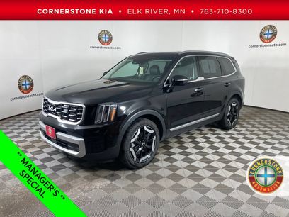 Used 2023 Kia Telluride S w/ S Sunroof Package