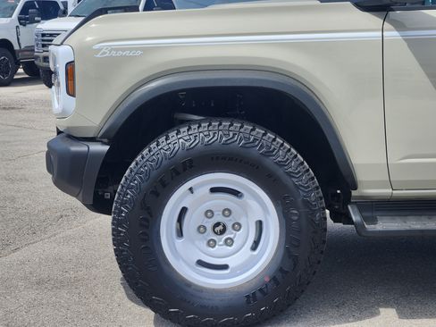 New 2026 Ford Bronco Heritage Edition AWD/4WD image 7