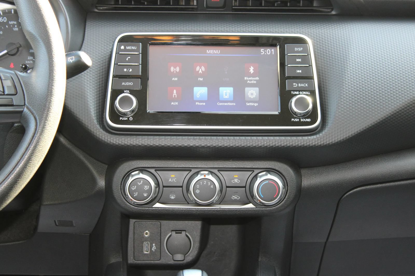 Used 2024 Nissan Kicks S FWD image 22