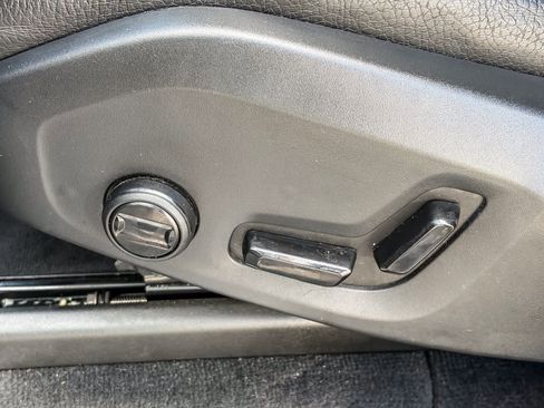 Used 2020 Volvo XC90 T6 Momentum AWD/4WD image 21