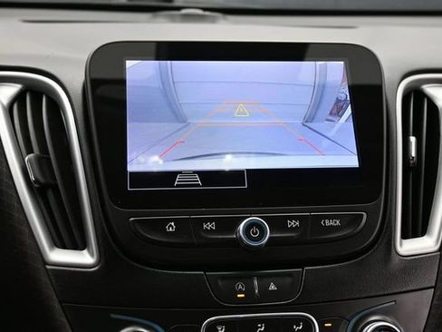 Used 2024 Chevrolet Malibu LT FWD image 25