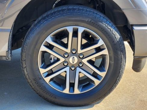 Used 2022 Ford F150 XL w/ STX Appearance Package image 10