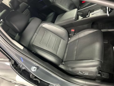 Used 2026 Hyundai Santa Fe Limited AWD/4WD image 25